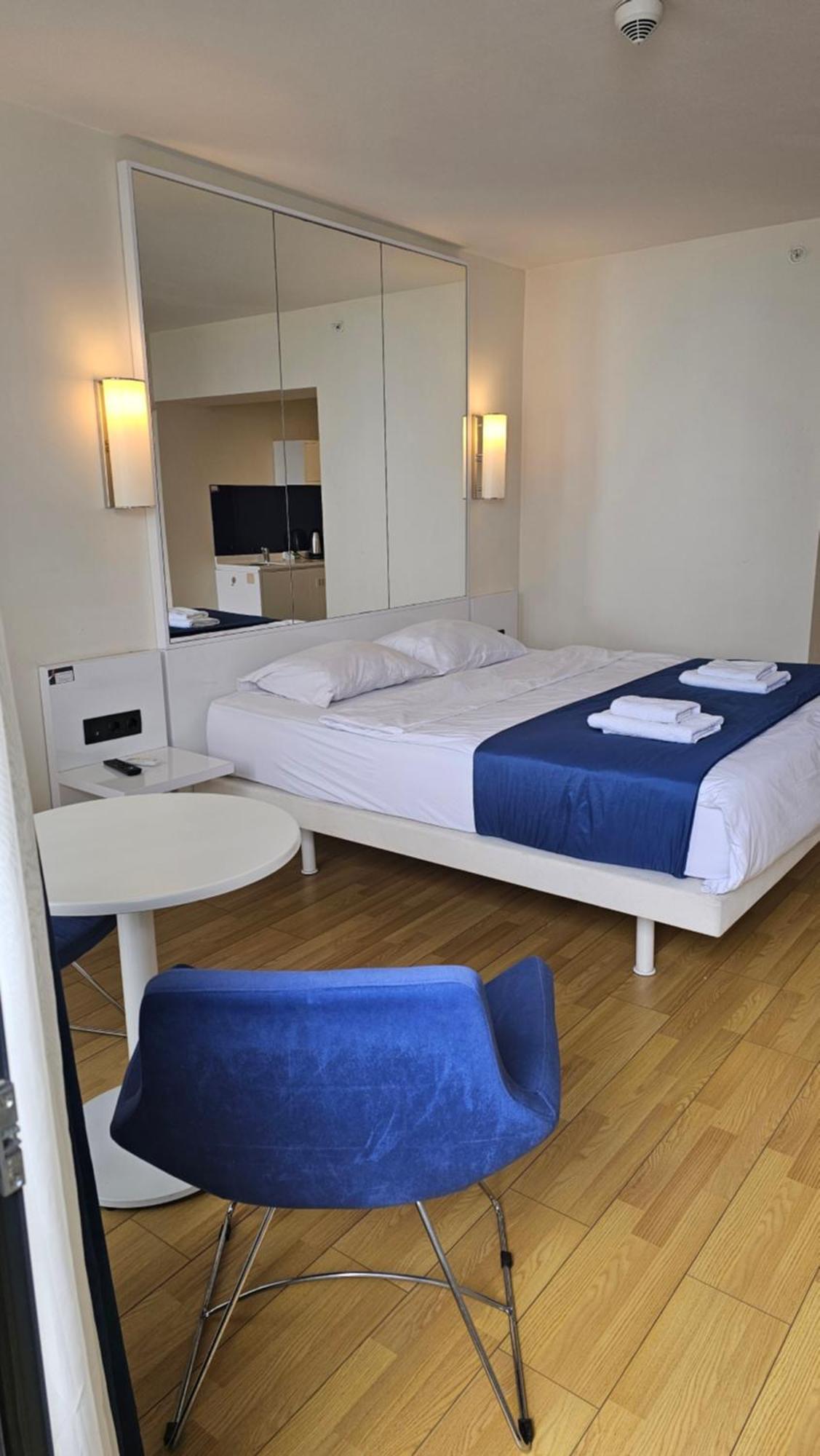 Orbi City Best Apartments Batumi Exterior photo